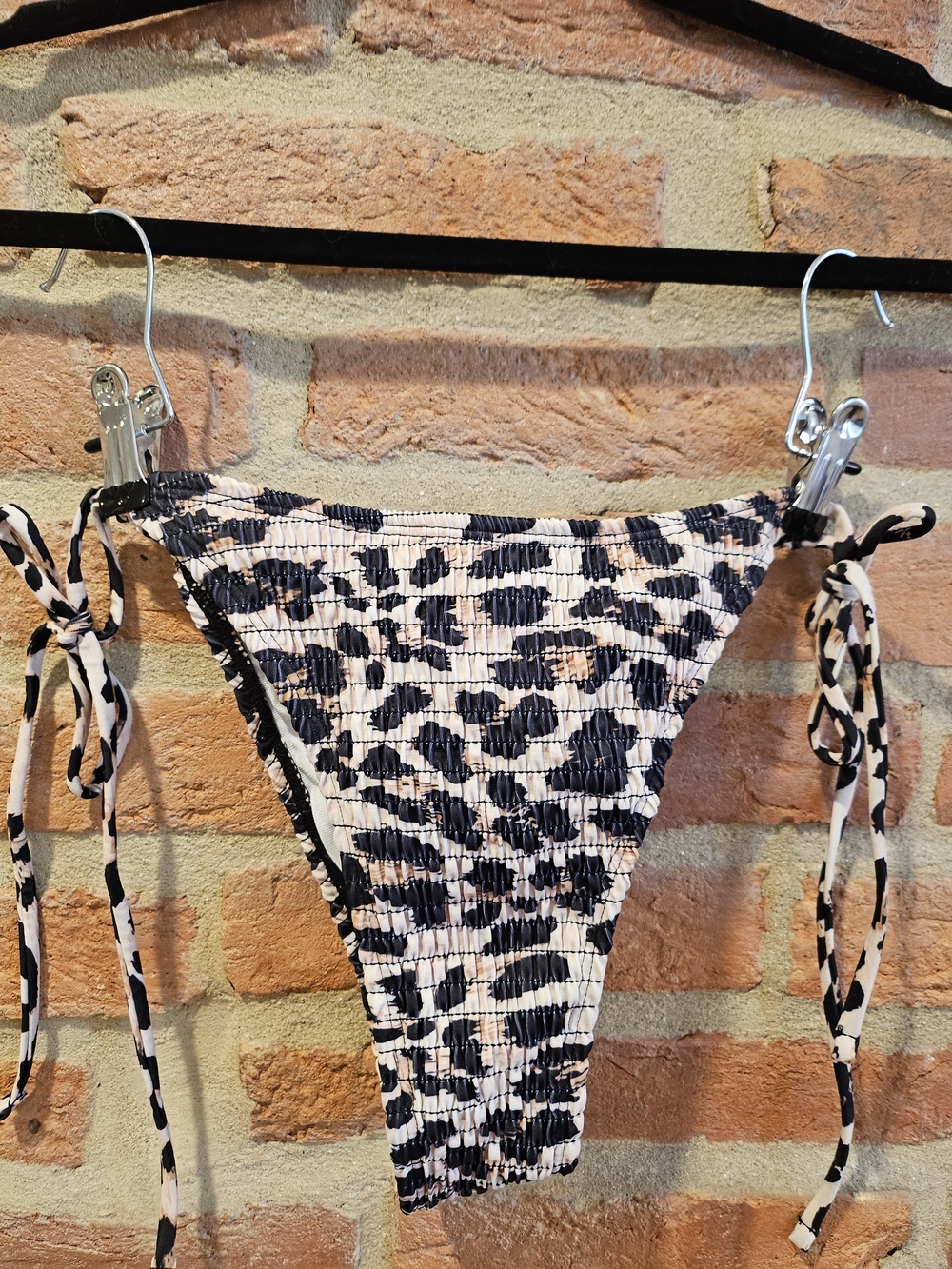 adidas Leopard-Pattern Ribbed Bikini Set - Black & Cream - Picture 2 of 4
